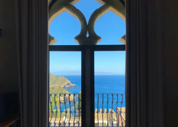 Eleonora Sea View Small Private Pool וילה *